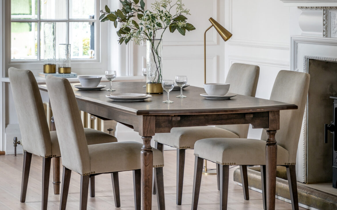 Rita Extendable Dining Table