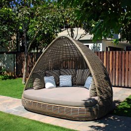 Shade Day Bed | Willow's Outdoor | Sweetpea & Willow