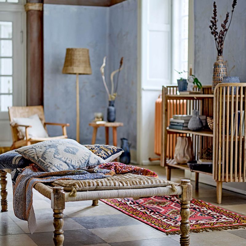 Multicoloured rug with fringe detailing