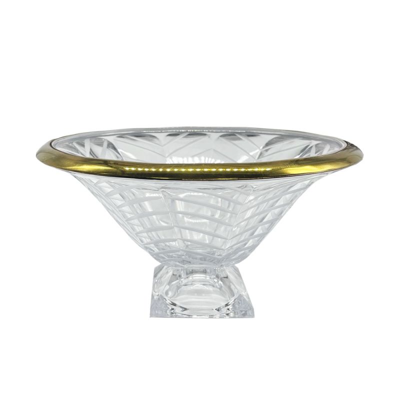 Crystal vase with wide circular top and gold lining