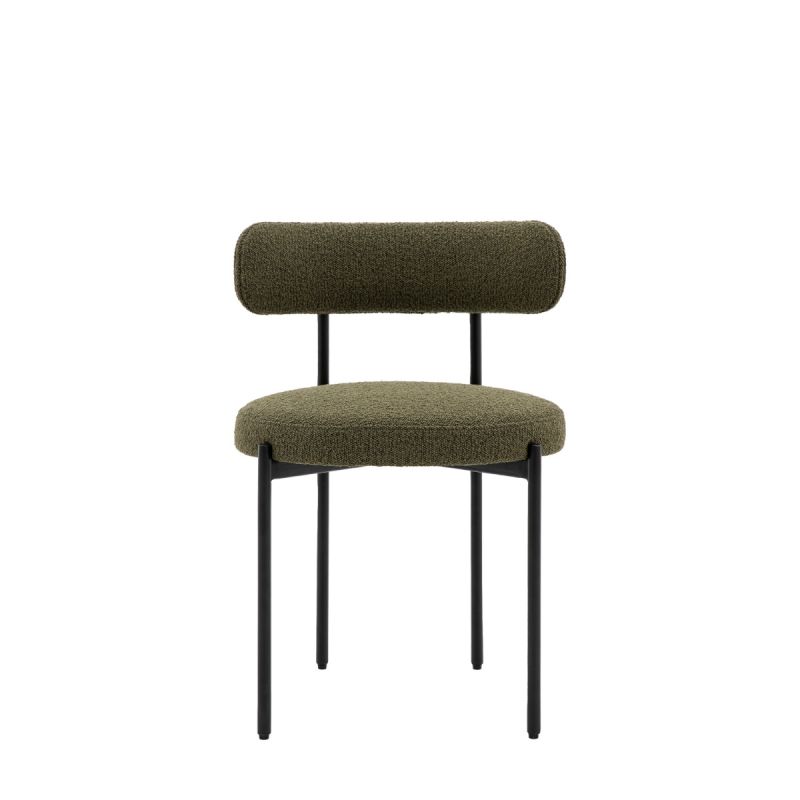 Round seat chair with slim legs and curved back