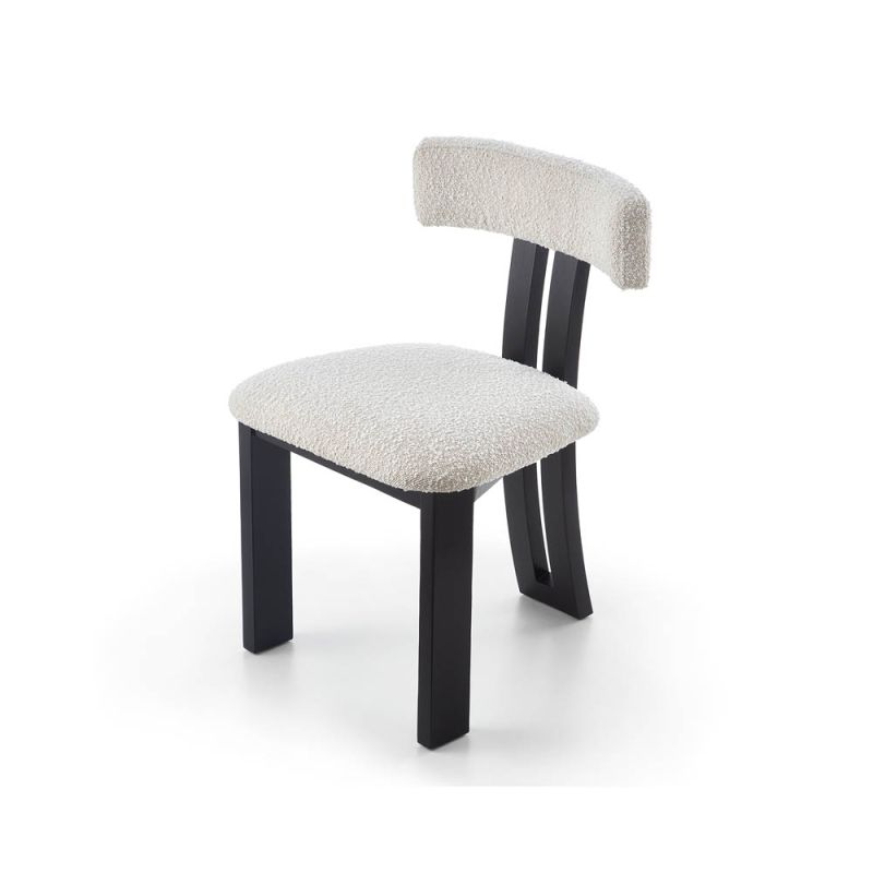 Elegant three-legged dining chair with boucle back rest and seat